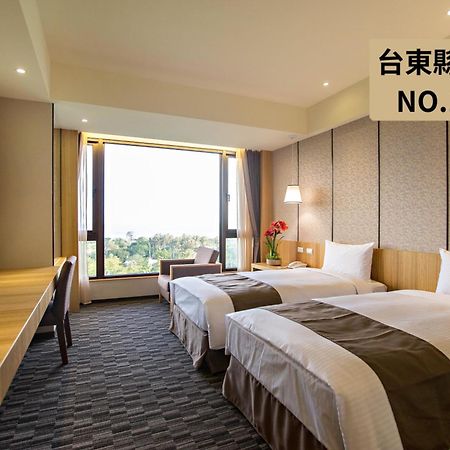 Kaishen Starlight Hotel Taitung Bagian luar foto