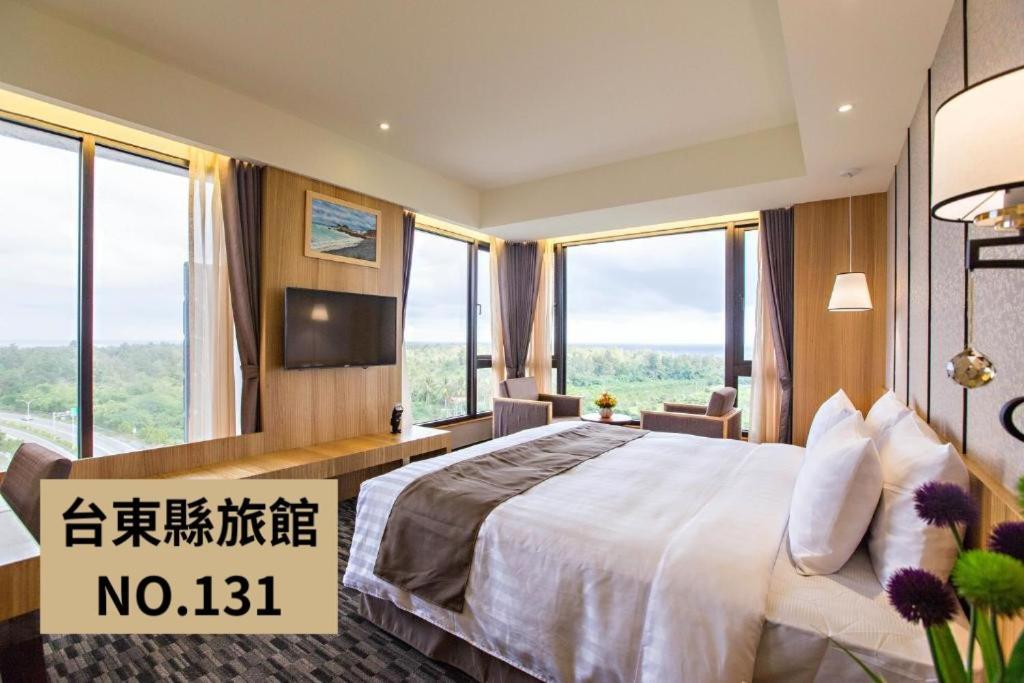 Kaishen Starlight Hotel Taitung Bagian luar foto